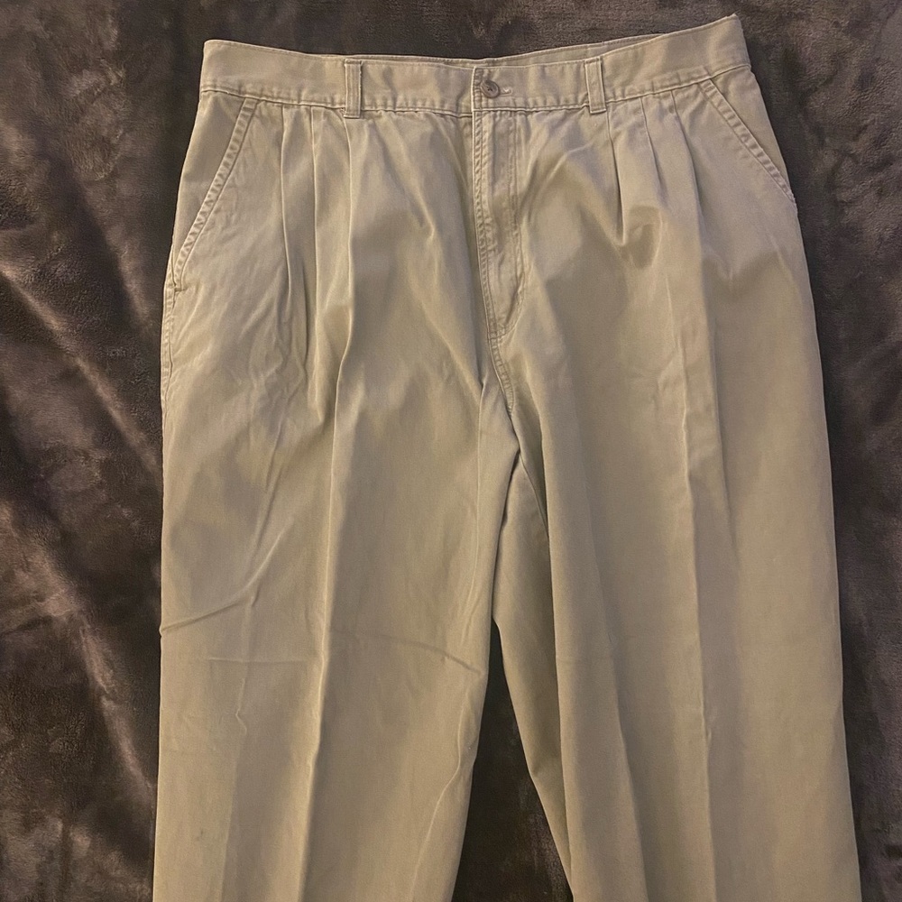 Bugle Boy Co. Chinos 38/29